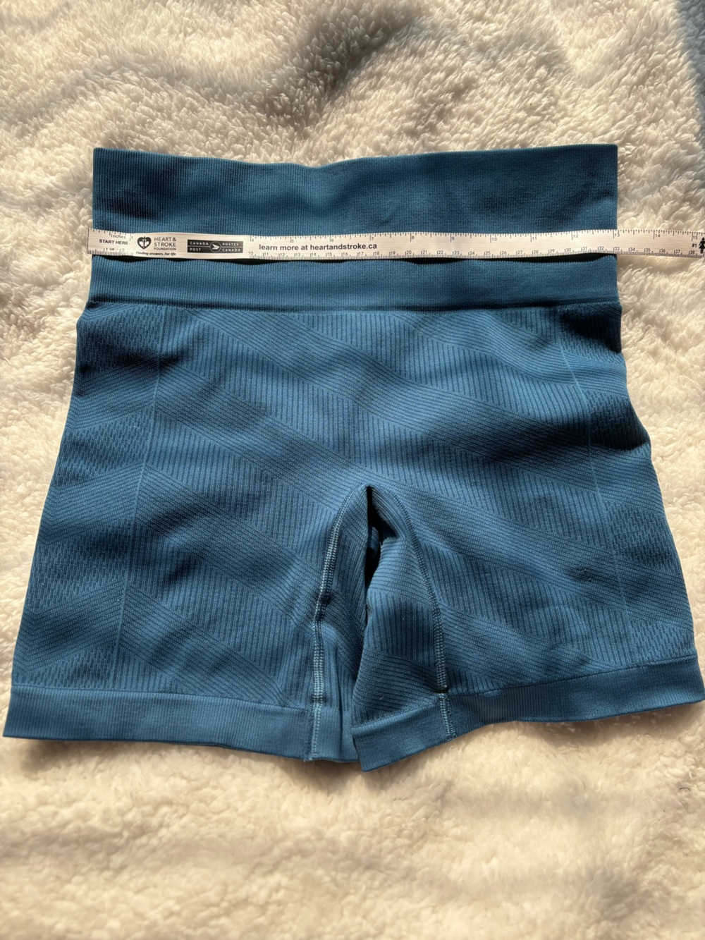 Lululemon Running High-Rise Shorts size 6 - Picture 3 of 6